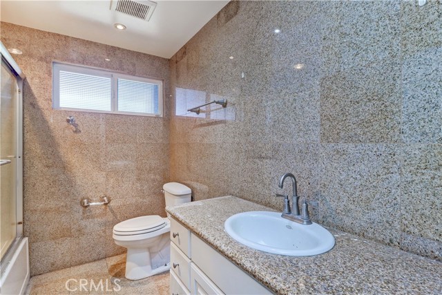 Detail Gallery Image 22 of 40 For 2521 S Poplar St, Santa Ana,  CA 92704 - 3 Beds | 2 Baths