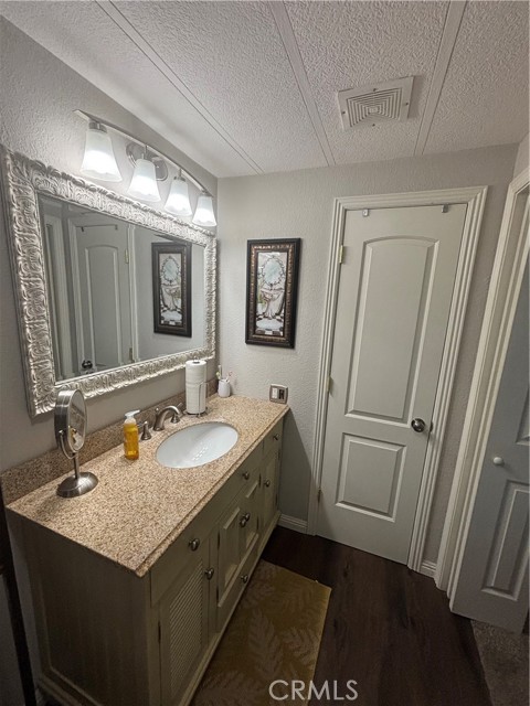 Detail Gallery Image 7 of 18 For 670 Channel Way, Needles,  CA 92363 - 2 Beds | 2 Baths