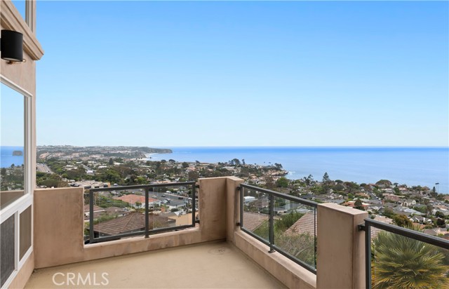 Detail Gallery Image 21 of 44 For 11 N Vista De Catalina, Laguna Beach,  CA 92651 - 4 Beds | 2/1 Baths