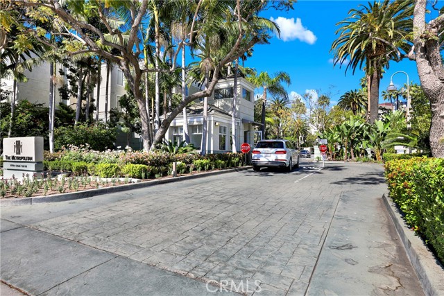 Detail Gallery Image 4 of 38 For 2253 Martin #410, Irvine,  CA 92612 - 1 Beds | 1 Baths