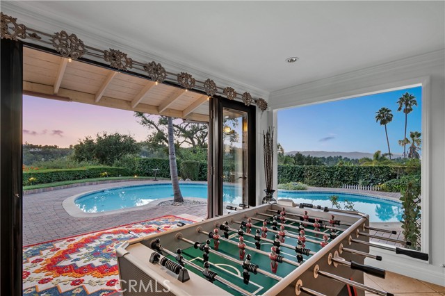 Detail Gallery Image 16 of 20 For 3701 Royal Meadow, Sherman Oaks,  CA 91403 - 4 Beds | 3 Baths