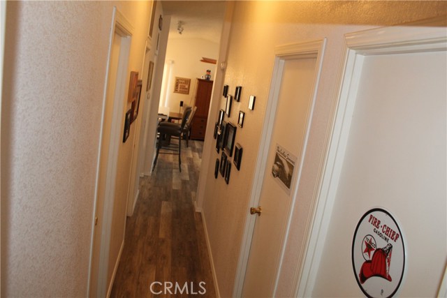 220 Colorado River Drive, Blythe CA: https://media.crmls.org/medias/b7a75c9a-ab78-4e7c-a536-8ccc1f3f3e94.jpg