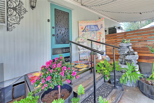 Detail Gallery Image 10 of 49 For 1255 Amethyst St #49,  Mentone,  CA 92359 - 2 Beds | 2 Baths