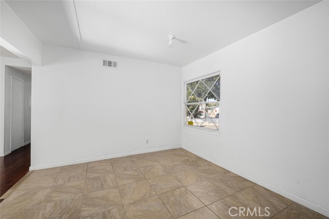 Detail Gallery Image 15 of 29 For 2130 W Houston Ave, Fullerton,  CA 92833 - 3 Beds | 2 Baths