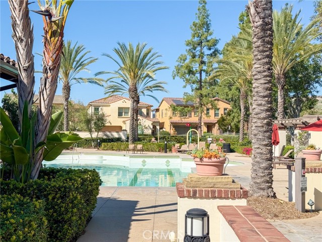 Detail Gallery Image 33 of 43 For 444 Maravilla Ln, Brea,  CA 92823 - 2 Beds | 2 Baths