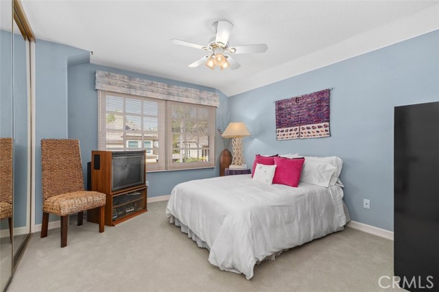 6260 Napoli Court, Long Beach CA: https://media.crmls.org/medias/b7a9f85f-55a9-461d-b6c1-83fd25298fb9.jpg