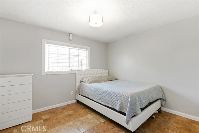 Detail Gallery Image 12 of 21 For 1061 Tepee Ln, Perris,  CA 92570 - 3 Beds | 2 Baths