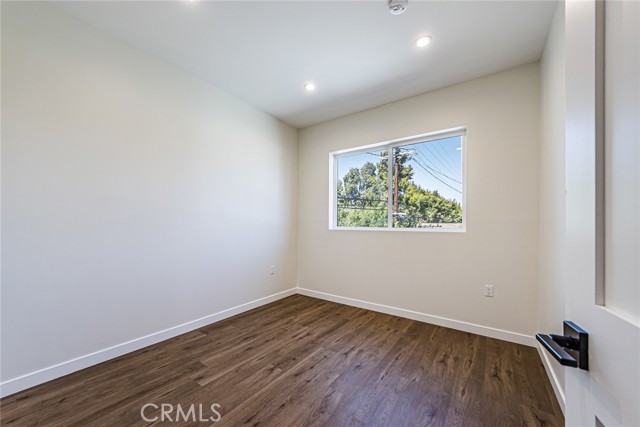 Detail Gallery Image 13 of 29 For 1859 Crenshaw Bld, Los Angeles,  CA 90019 - 4 Beds | 3 Baths