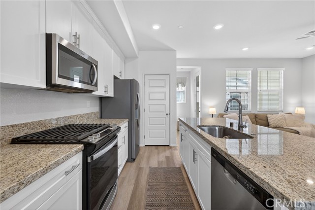 Detail Gallery Image 8 of 53 For 40379 Melrose Dr, Temecula,  CA 92591 - 2 Beds | 2/1 Baths