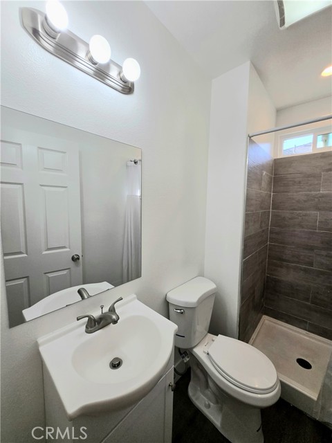 Detail Gallery Image 8 of 14 For 728 E Princeton St a,  Ontario,  CA 91764 - 3 Beds | 2 Baths