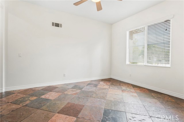33545 Nandina, Murrieta CA: https://media.crmls.org/medias/b7aea196-f2e8-4df3-86e8-edb4e24729b4.jpg
