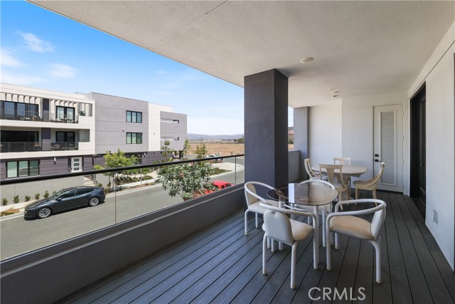 16235 Dawn Way, Tustin CA: https://media.crmls.org/medias/b7af5446-f70b-4d10-9af5-264031f6d78c.jpg