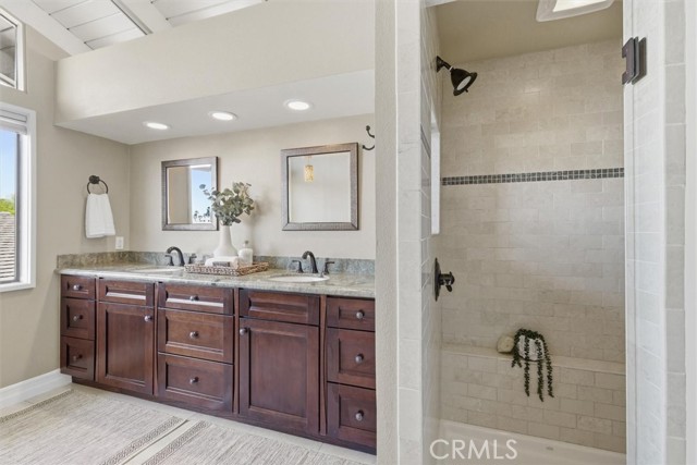 2932 Via Alvarado, Palos Verdes Estates CA: https://media.crmls.org/medias/b7b02b05-56b6-45a6-9beb-438a88a7117e.jpg