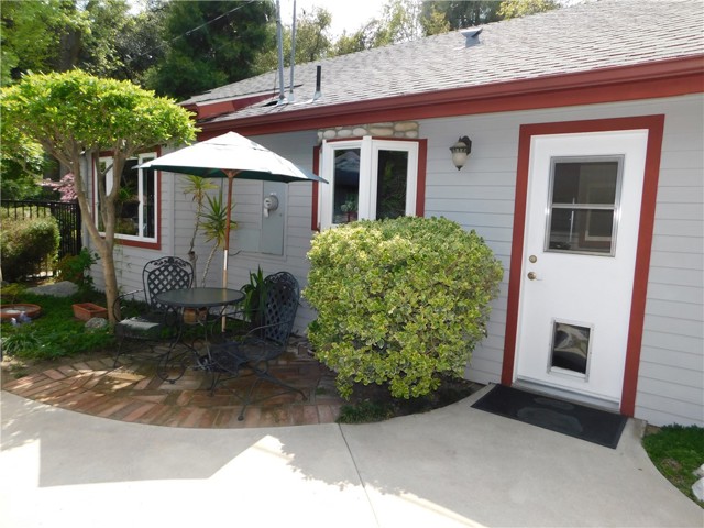 36976 SYCAMORE Drive, Mountain Home Village CA: https://media.crmls.org/medias/b7b07041-2913-4752-a369-4952b2723e51.jpg
