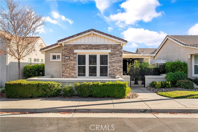 Detail Gallery Image 1 of 41 For 256 Firestone Ln, Hemet,  CA 92545 - 2 Beds | 2 Baths