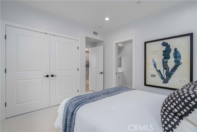 2520 Curtis Avenue, Redondo Beach, California 90278, 3 Bedrooms Bedrooms, ,2 BathroomsBathrooms,Residential,Sold,Curtis,SB24046133