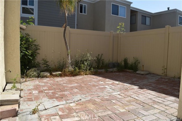 91 Oval Road, Irvine CA: https://media.crmls.org/medias/b7b41722-b578-458f-b18a-fc26529c9a06.jpg