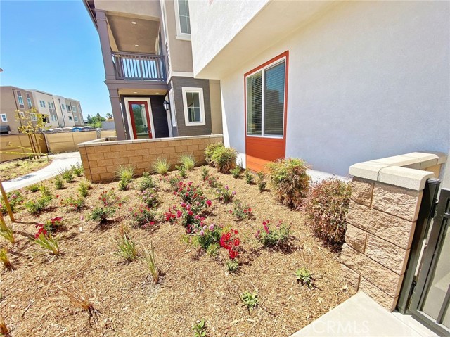 Detail Gallery Image 2 of 17 For 11021 Daybreeze Dr, Rancho Cucamonga,  CA 91730 - 4 Beds | 4 Baths