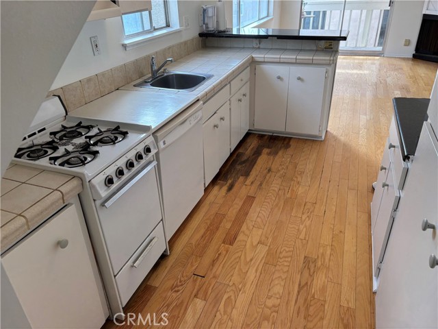 3513 Alma Avenue, Manhattan Beach, California 90266, ,Residential Income,For Sale,Alma,SB25115144