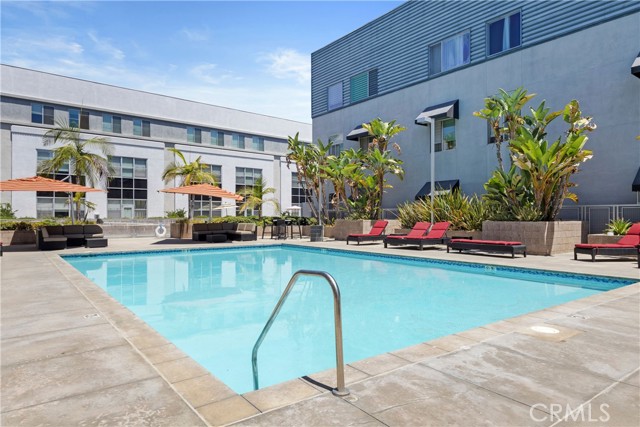 435 West Center Street Promenade, Anaheim CA: https://media.crmls.org/medias/b7b47019-2d66-44b6-adef-99fdcb2a1ed1.jpg