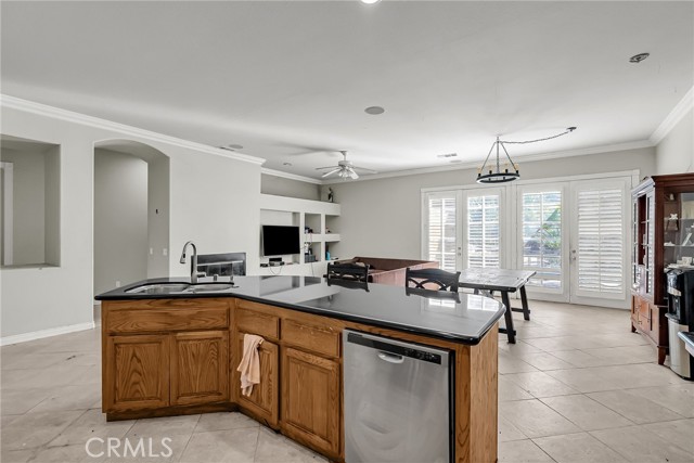 Detail Gallery Image 15 of 45 For 19855 Mariposa Ave, Riverside,  CA 92508 - 5 Beds | 3 Baths