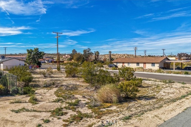 Image 11 of 19 For 71963 Cactus Drive