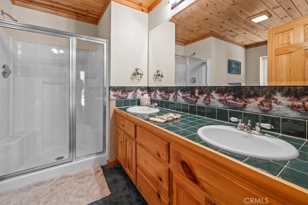 MLS #OC25144289 img 5