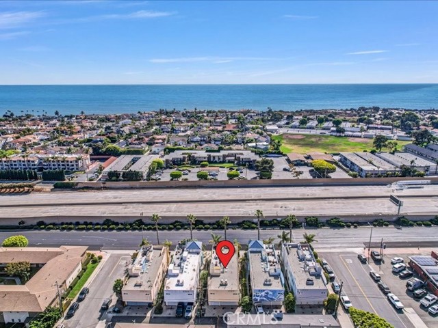 3405 S El Camino Real, San Clemente CA: https://media.crmls.org/medias/b7b525be-d03e-4fbf-a6d6-a7ce6a65d0e3.jpg