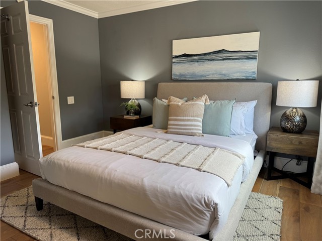 1935 Port Bishop, Newport Beach CA: https://media.crmls.org/medias/b7b5c757-9e96-4a80-9d8d-bbf6193ebd18.jpg