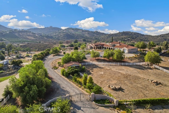 38075 Via Majorca, Murrieta CA: https://media.crmls.org/medias/b7b5e96a-eeaa-4de4-ba49-645eaa26d1ea.jpg
