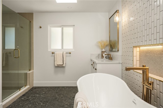 Detail Gallery Image 45 of 75 For 5 Yellow Brick Rd, Rancho Palos Verdes,  CA 90275 - 4 Beds | 3/1 Baths