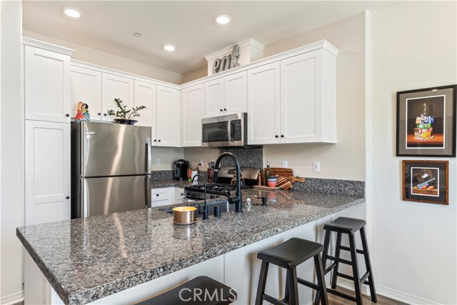 24125 Tuscany Avenue, Murrieta CA: https://media.crmls.org/medias/b7b71937-34d7-43bc-9cfe-28f8b64dff24.jpg