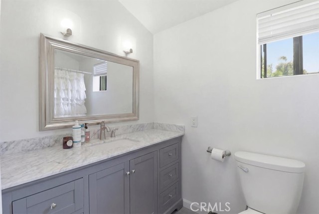 Detail Gallery Image 35 of 39 For 2103 Harriman, Redondo Beach,  CA 90278 - 4 Beds | 3 Baths