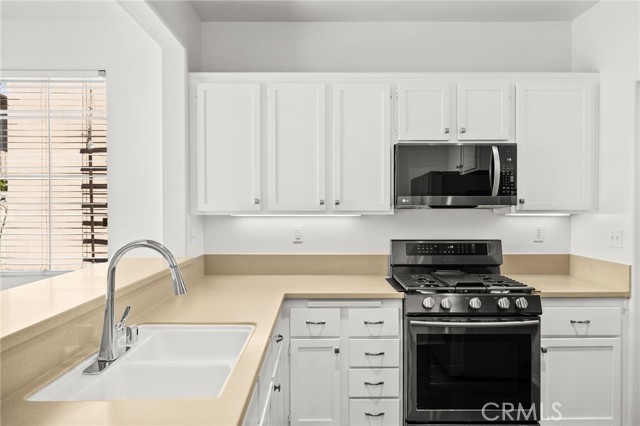 Detail Gallery Image 5 of 32 For 30 Trofello Ln, Aliso Viejo,  CA 92656 - 2 Beds | 2/1 Baths