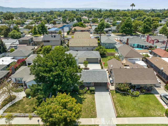 Detail Gallery Image 61 of 69 For 731 N Beachwood Dr, Burbank,  CA 91506 - 3 Beds | 2 Baths