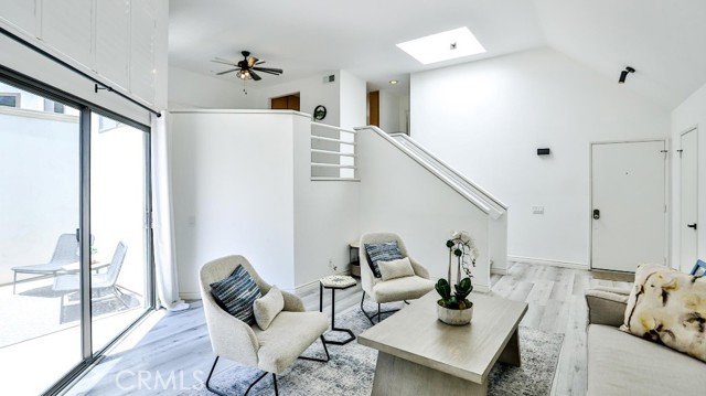 5739 E Stillwater Avenue, Orange CA: https://media.crmls.org/medias/b7b83297-b820-42f1-b9ab-bb4df2c22f10.jpg