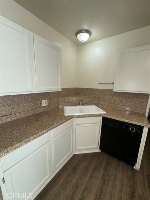 Detail Gallery Image 13 of 17 For 8971 Glencoe, Riverside,  CA 92503 - 4 Beds | 2 Baths
