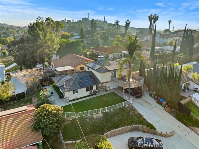 Detail Gallery Image 4 of 56 For 14119 El Mesa, Riverside,  CA 92503 - 3 Beds | 2/1 Baths