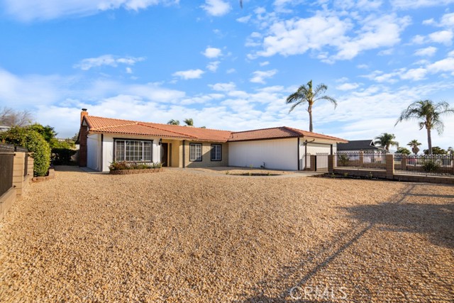 Detail Gallery Image 14 of 68 For 2910 Norco Dr, Norco,  CA 92860 - 4 Beds | 2 Baths