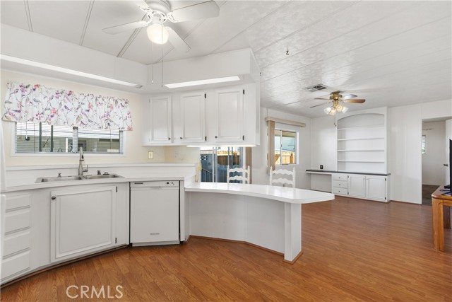 Detail Gallery Image 11 of 34 For 1251 Lugonia #54,  Redlands,  CA 92374 - 2 Beds | 2 Baths