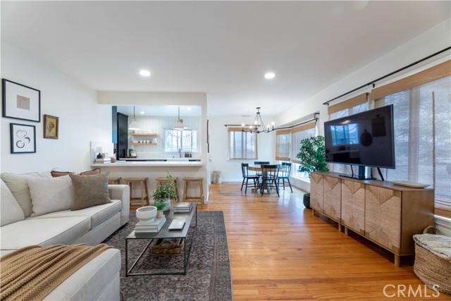 5741 Candor, Lakewood CA: https://media.crmls.org/medias/b7bc6ee0-82a0-4e4f-bed3-012ff405e0bd.jpg