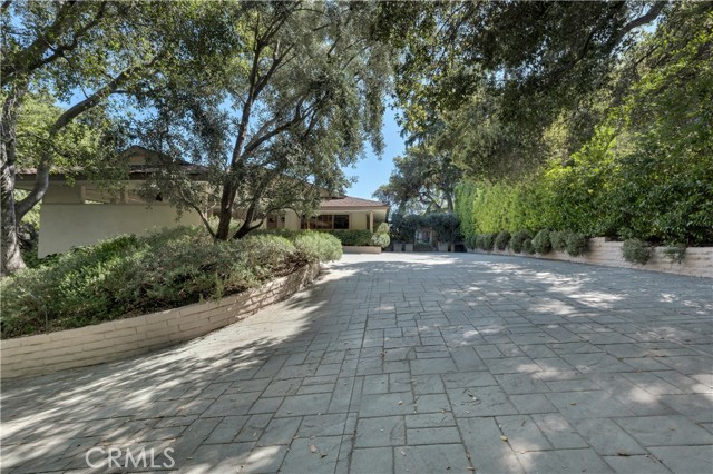 Detail Gallery Image 8 of 67 For 16700 Bosque Dr, Encino,  CA 91436 - 3 Beds | 2/1 Baths