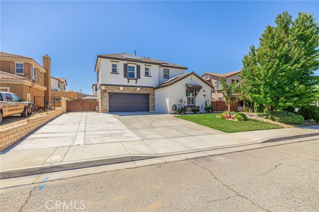 Detail Gallery Image 2 of 55 For 36425 Eveningside Dr, Palmdale,  CA 93552 - 5 Beds | 4 Baths