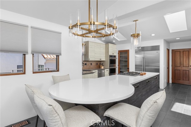 769 Greystone Place, San Luis Obispo CA: https://media.crmls.org/medias/b7bd45f6-dea0-490f-a59b-833d23e81733.jpg