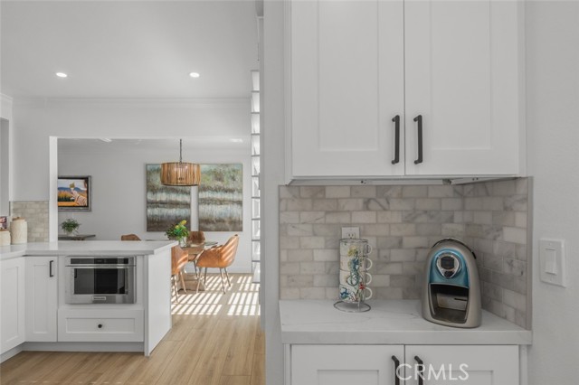 817 S Westchester Drive, Anaheim CA: https://media.crmls.org/medias/b7be7808-d2c3-4f44-9750-0d786b5e83d0.jpg