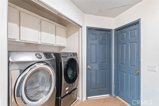 560 Shenandoah Road, Corona CA: https://media.crmls.org/medias/b7be8b2f-e21d-467c-9fc6-3424e24ddb47.jpg