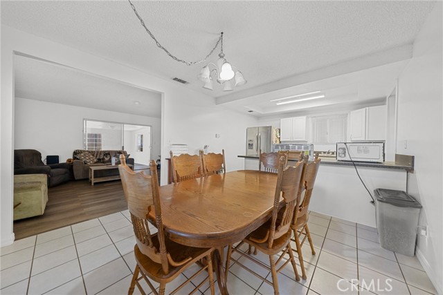 7511 Buckeye Street, Highland CA: https://media.crmls.org/medias/b7c0b027-305f-4141-88b6-813b861739d2.jpg