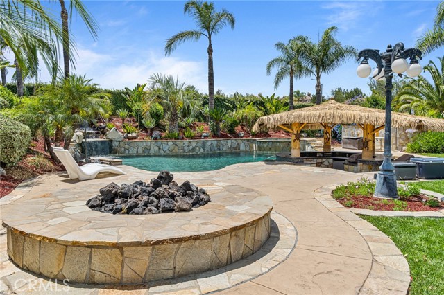 Detail Gallery Image 9 of 11 For 1180 Cleveland, Corona,  CA 92881 - 6 Beds | 3/1 Baths