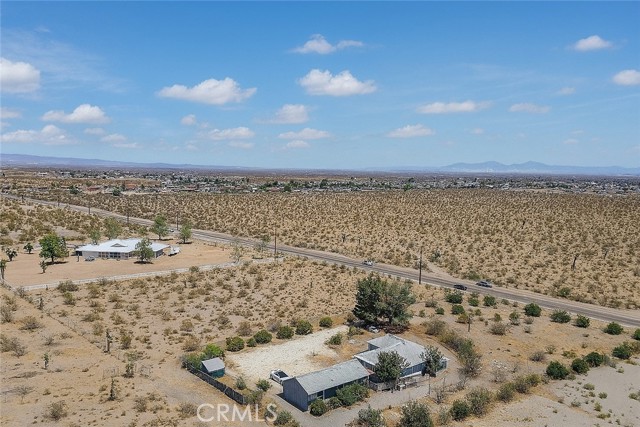 Detail Gallery Image 10 of 13 For 13384 Sheep Creek Rd, Phelan,  CA 92371 - 3 Beds | 2 Baths