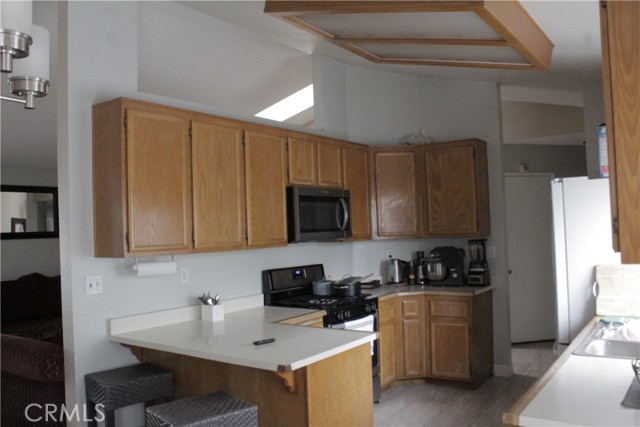 13740 Searson Drive, Moreno Valley CA: https://media.crmls.org/medias/b7c340a2-41a4-4f90-bf1c-77de31e09dc5.jpg